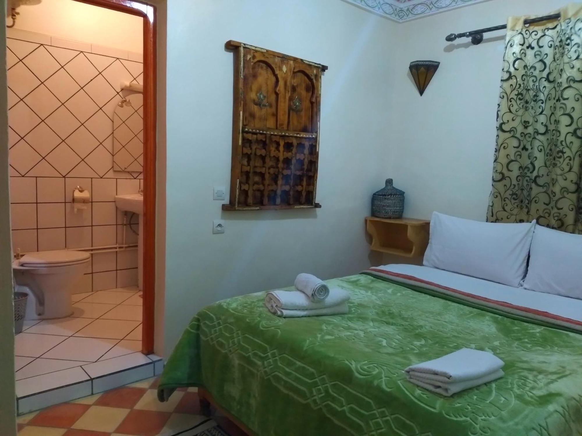Berbere De La Montagne Hotel Imdiazene Zimmer foto